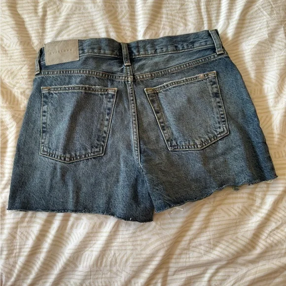 Everlane The Relaxed 90s Short - Picture 2 of 3